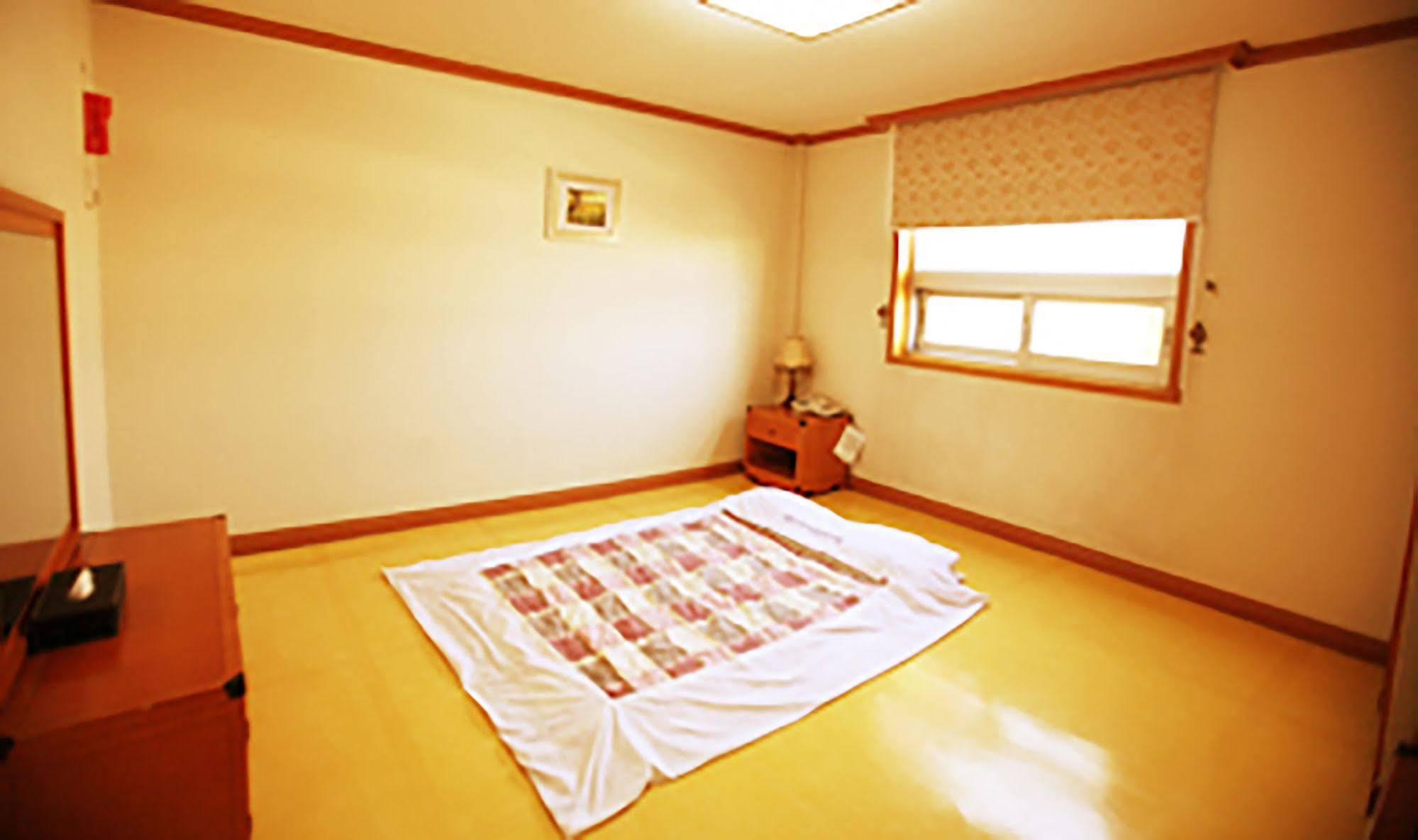 Suncheon Royal Tourist Hotel Extérieur photo
