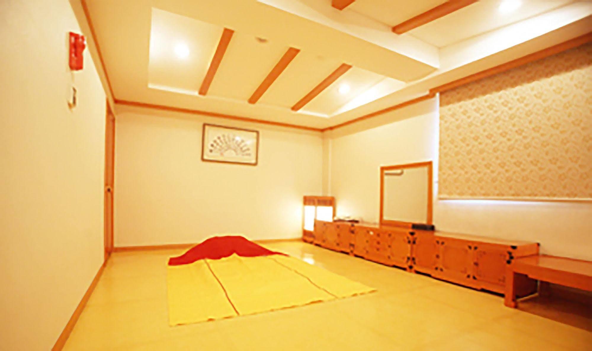 Suncheon Royal Tourist Hotel Extérieur photo